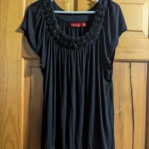 Apt. 9 Black Women's Tunic with Floral Accents